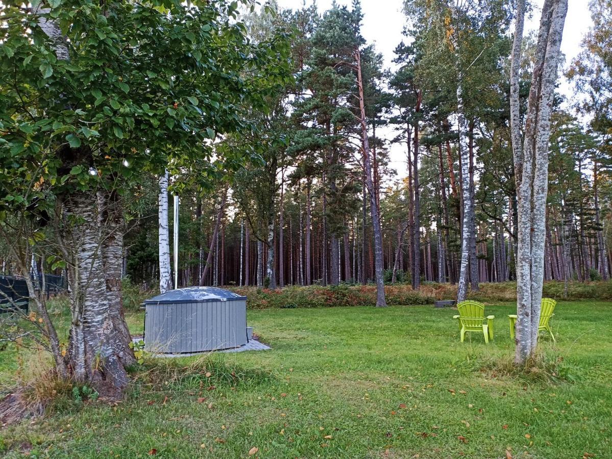 Villa Mezalauki Kolka Esterno foto