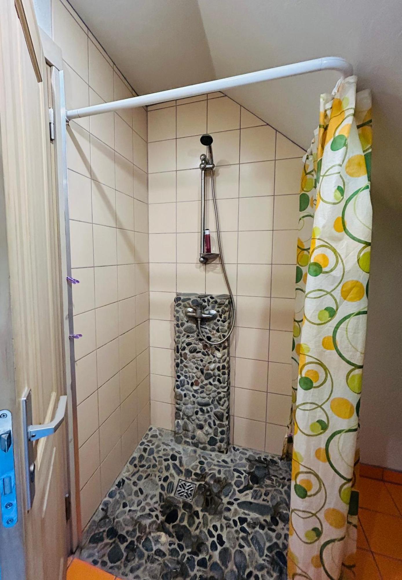 Villa Mezalauki Kolka Esterno foto